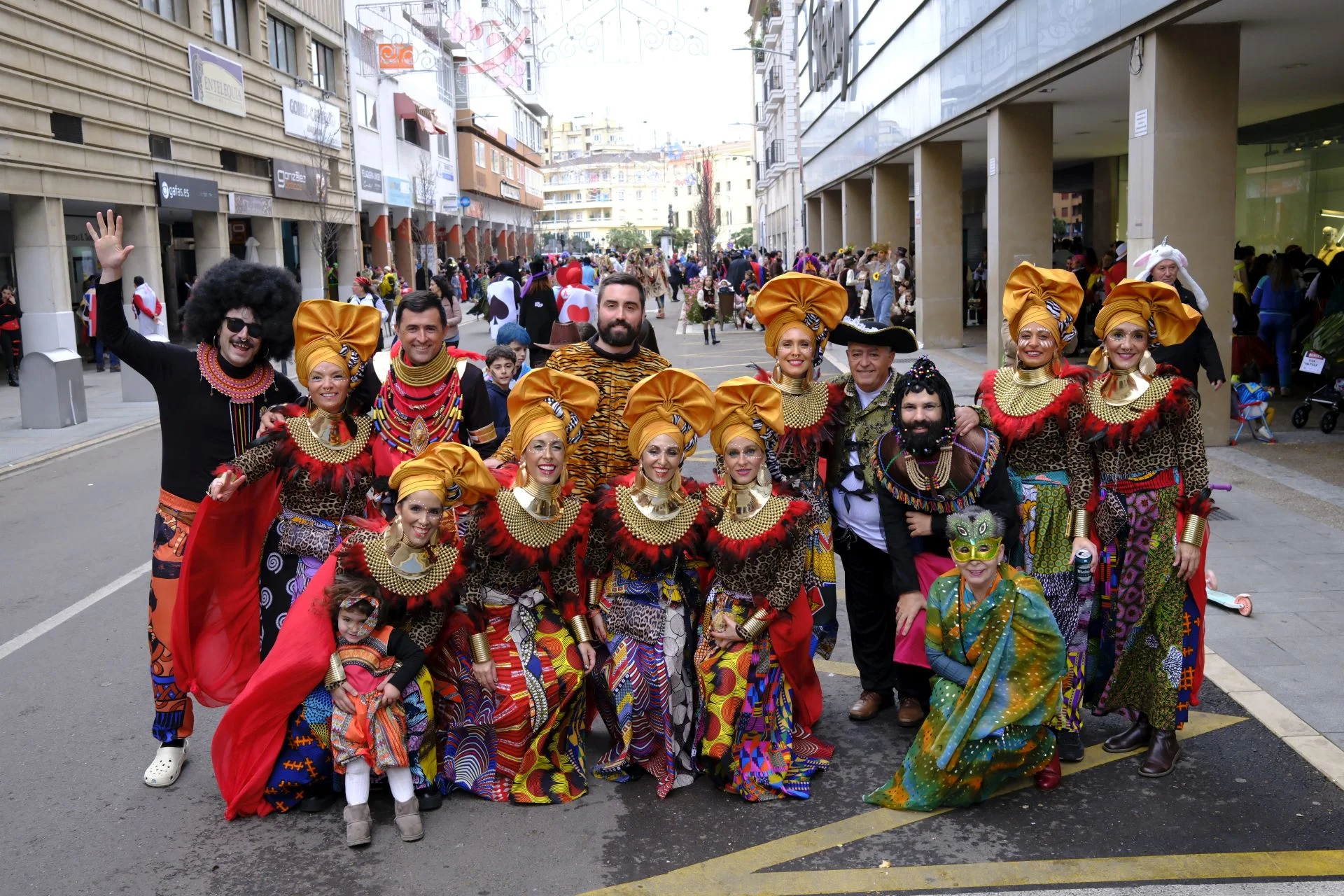 Badajoz y el carnaval fronterizo, participación masiva que define su carácter