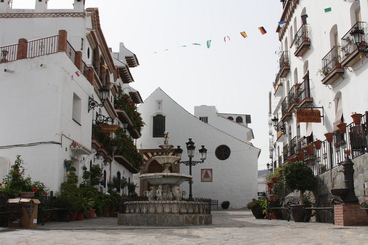 Canillas de Albaida, enclave morisco entre sierras y barrancos
