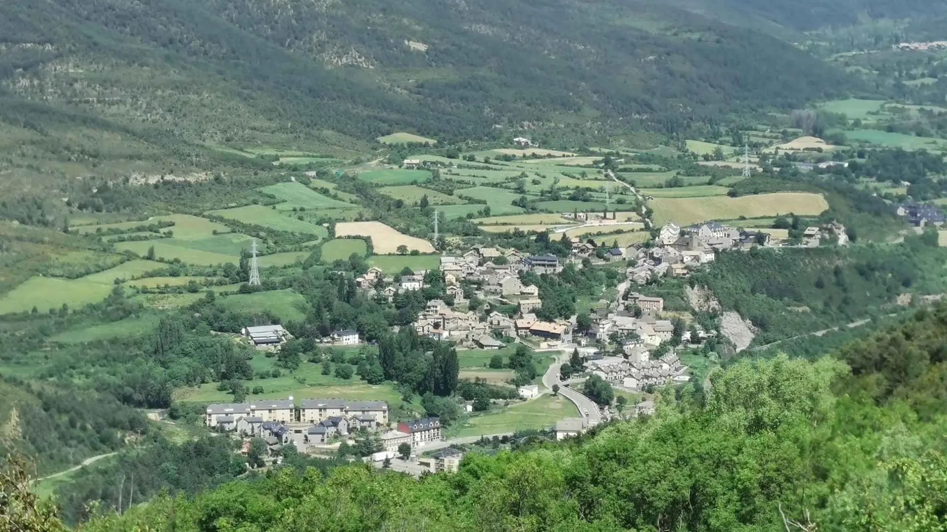 Castiello de Jaca, el balcón sobre el valle del Aragón