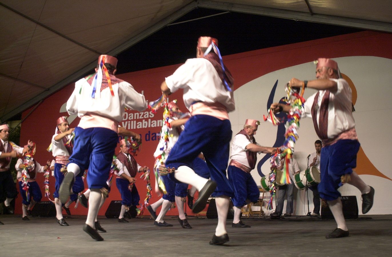 Graus y las danzas de palos, coreografía colectiva con simbolismo ancestral