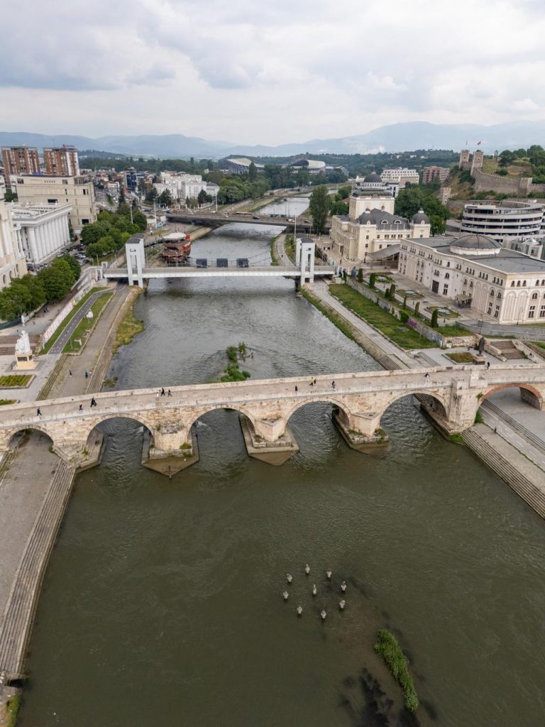 Skopje, Vardar