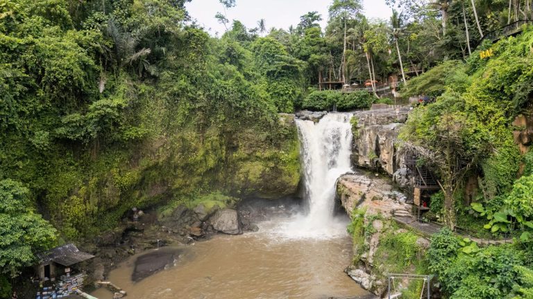 Tegenungan Waterfall — Indonesia