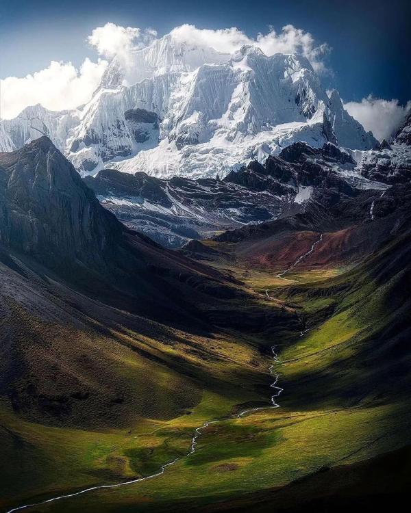 Valle de Lurín en Antioquia, paisaje rural entre montañas andinas