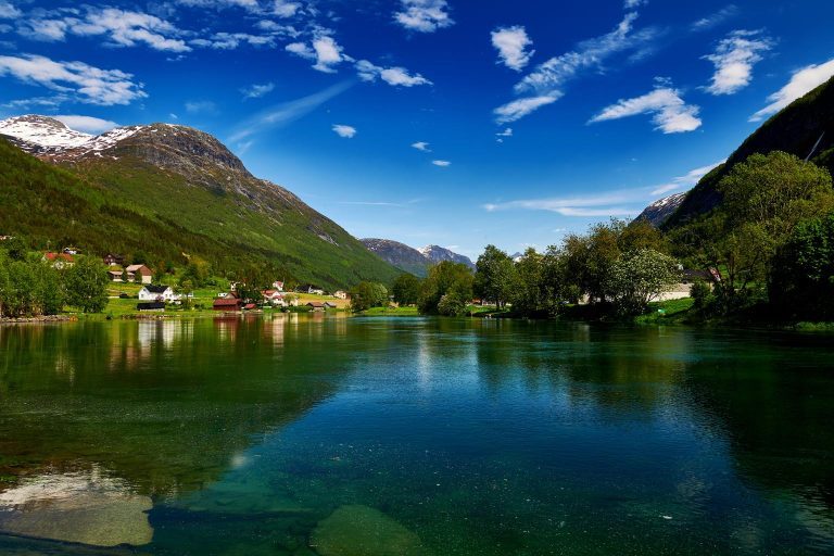 Valle de Setesdal, tradición rural entre montañas del sur de Noruega