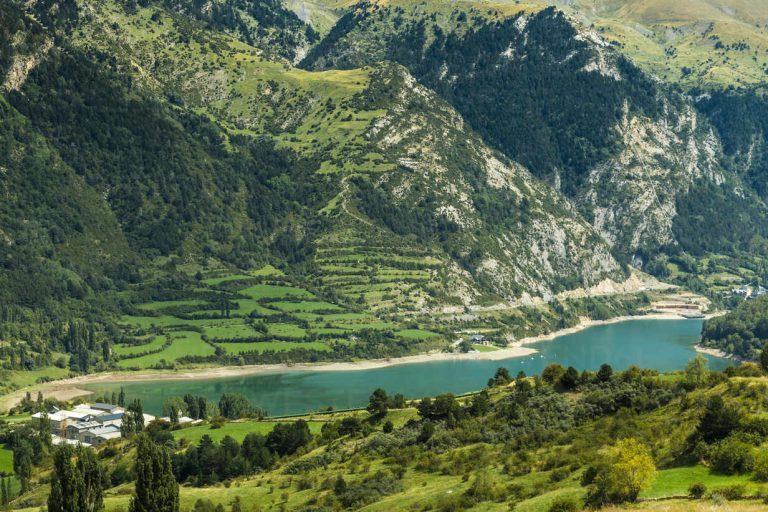 Valle de Tena y Sallent, paisaje pirenaico en la provincia de Huesca
